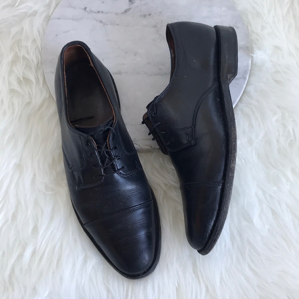 Men’s Classic Cap Toe Leather Dress Shoes - Picture 2 of 7